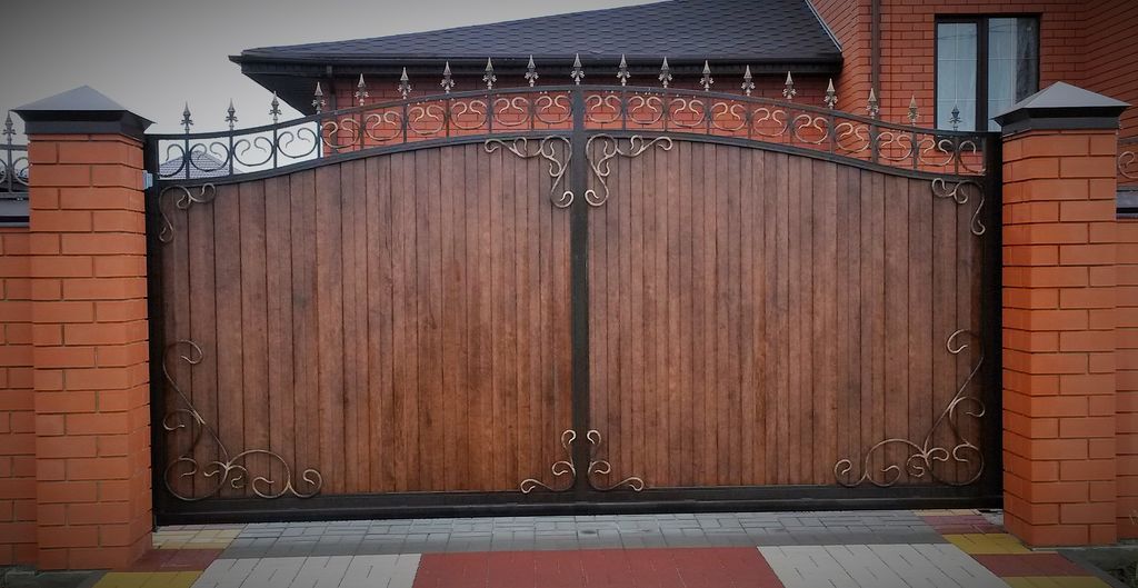 Купить простые ворота для дома: советы по выбору, установке и уходу в Тобольске от 33460 руб | ВоротМастер-Тбл